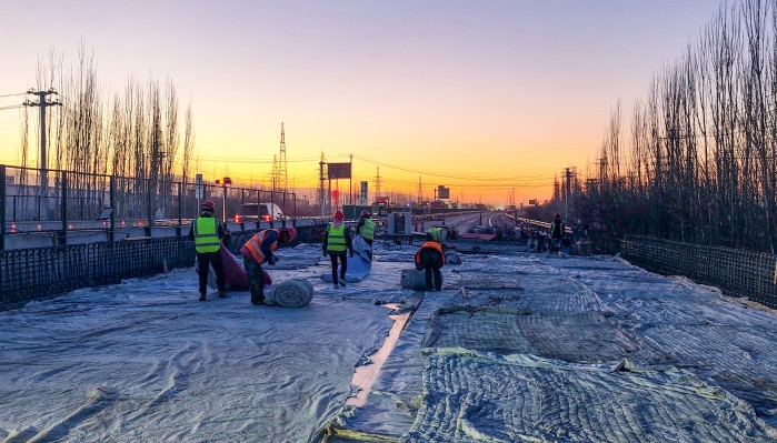 【“三抓三促”行動 ? 項目建設】生態(tài)潤澤川公司、河西生態(tài)公司在酒泉項目掀起冬季施工“攻堅戰(zhàn)”